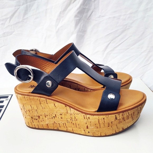 Frye Black Leather Alva Platform Sandals- Size 8 - Picture 5 of 11